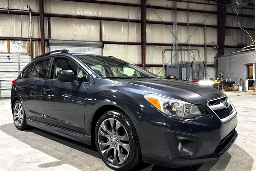 2013 Subaru Impreza 2.0i Sport Premium photo 1