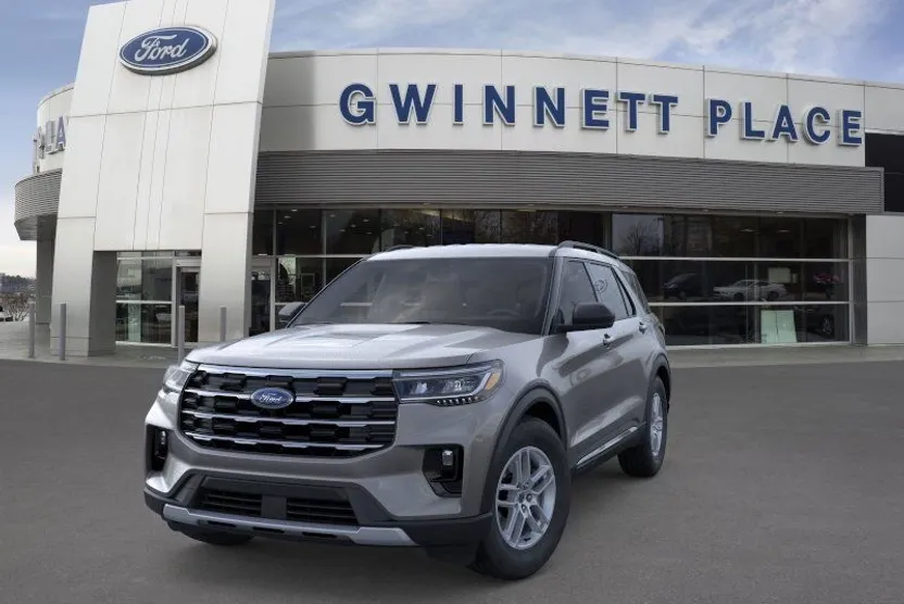 2025 Ford Explorer photo 1
