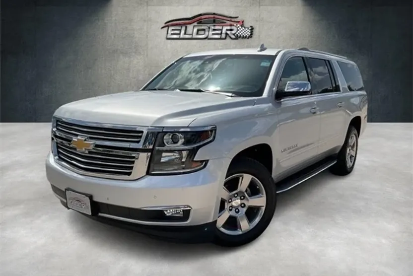 2018 Chevrolet Suburban Premier photo 1