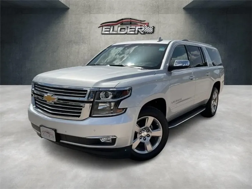 2018 Chevrolet Suburban Premier photo 1