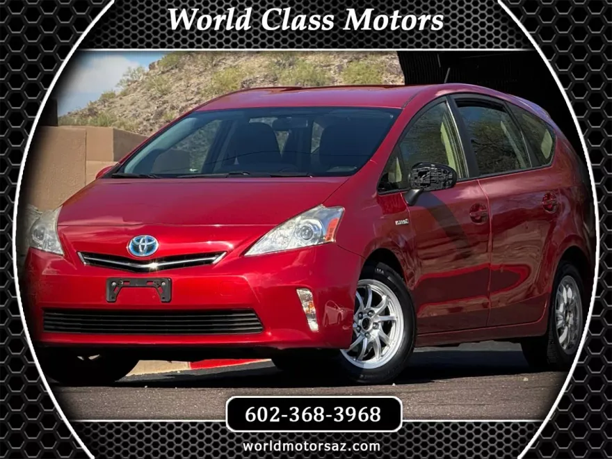 2012 Toyota Prius V Two photo 1