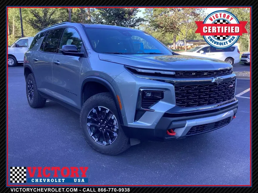2024 Chevrolet Traverse Z71 photo 1