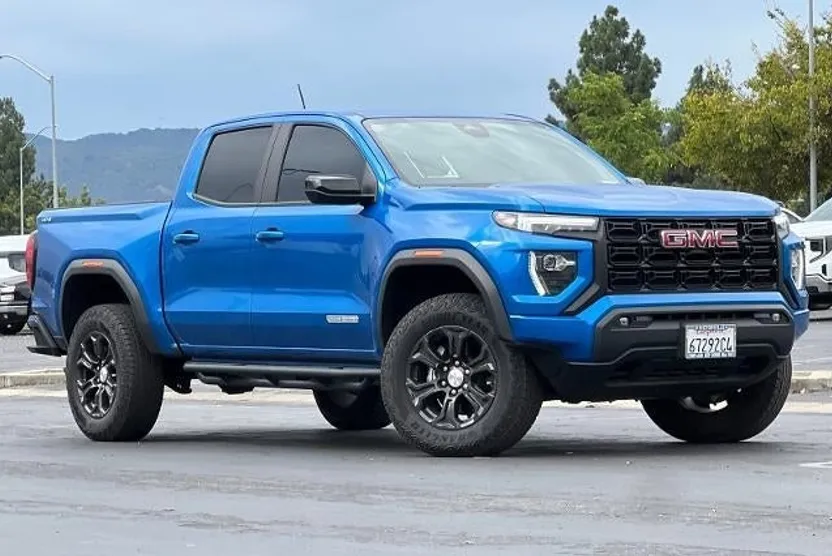 2023 Gmc Canyon Elevation photo 1
