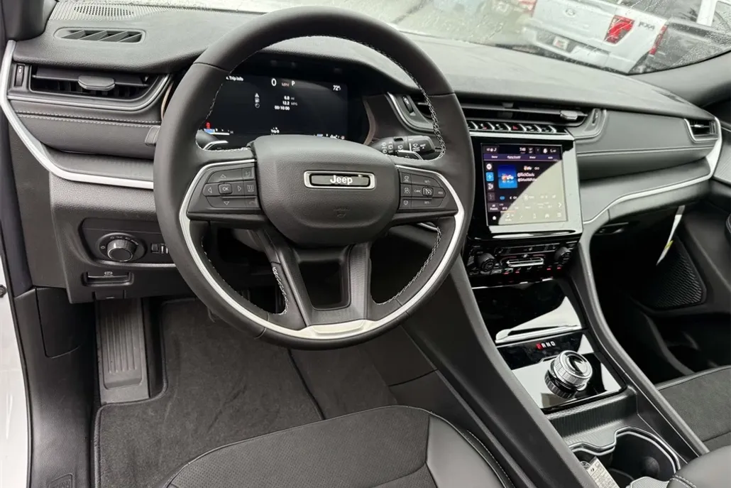 2025 Jeep Grand Cherokee Altitude X photo 1