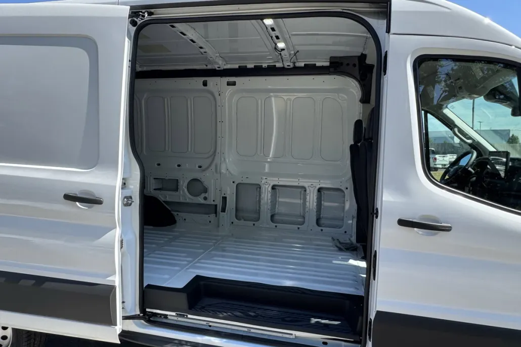 2025 Ford Transit Cargo Van photo 1