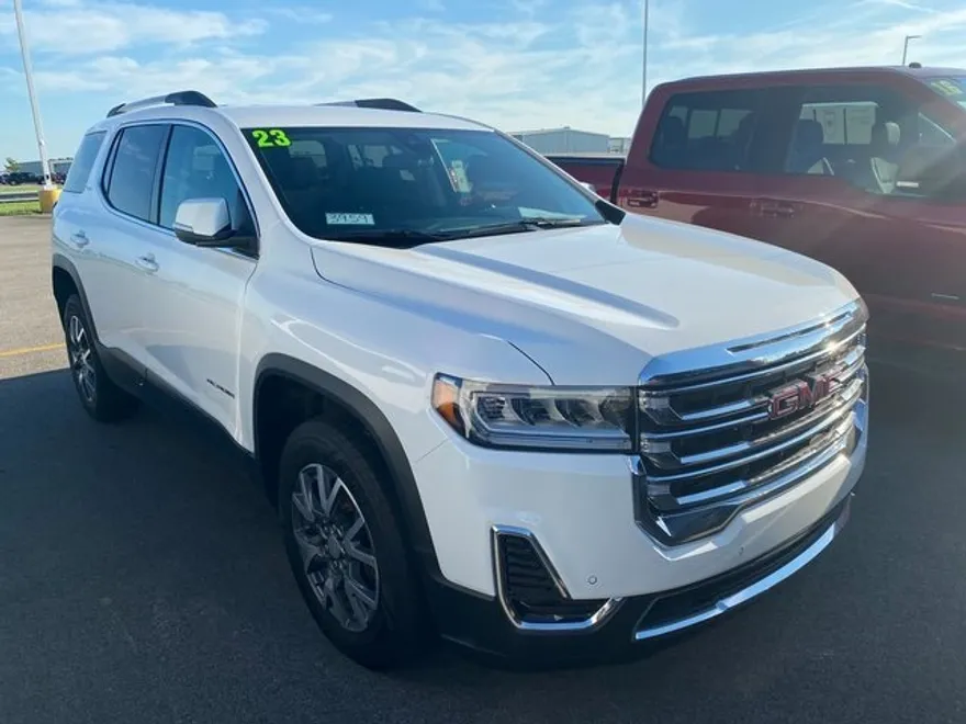 2023 Gmc Acadia SLE photo 1