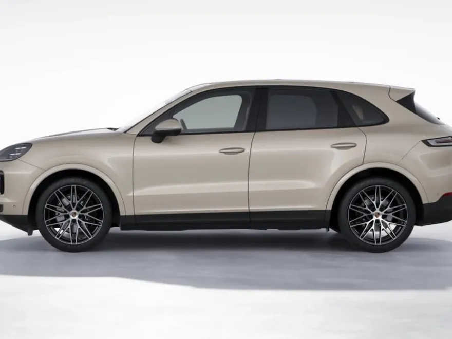 2025 Porsche Cayenne Base photo 1