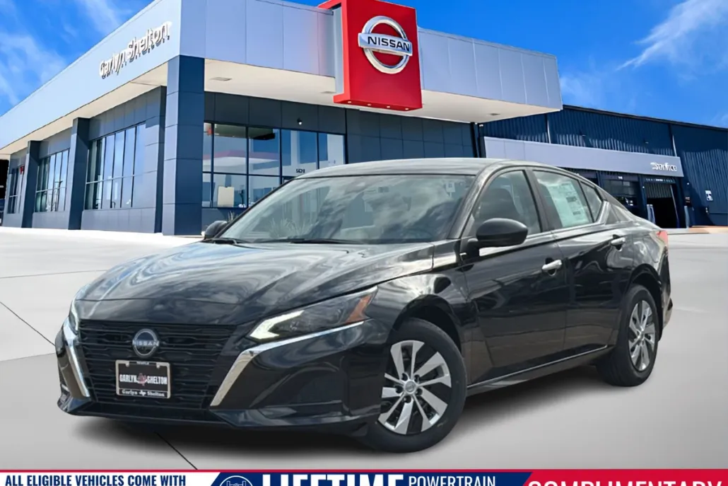 2025 Nissan Altima S photo 1
