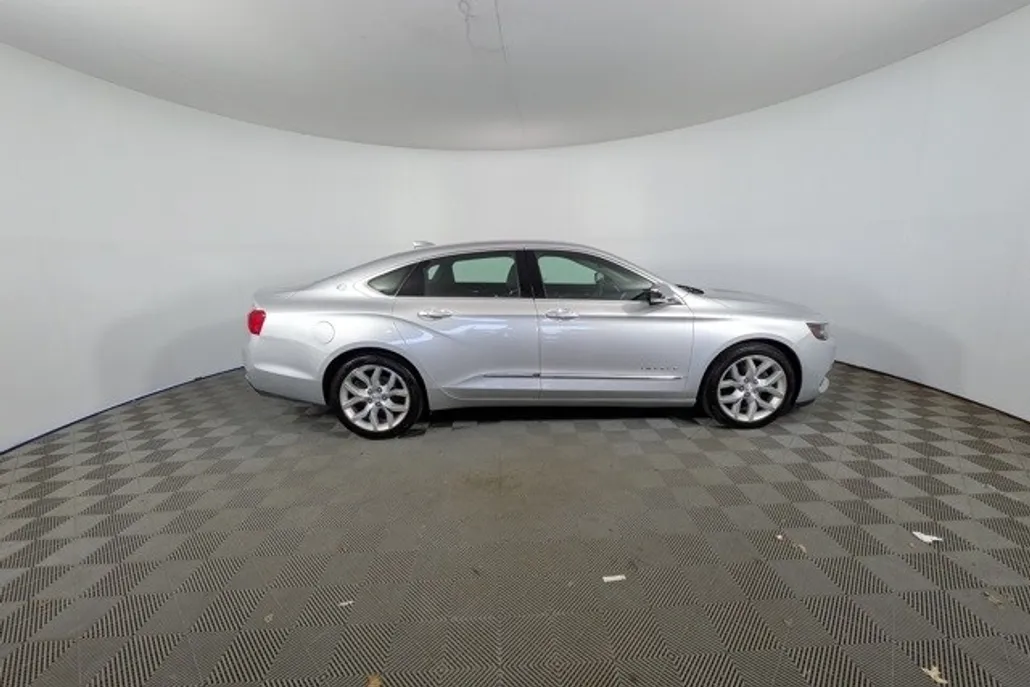2020 Chevrolet Impala Premier photo 1