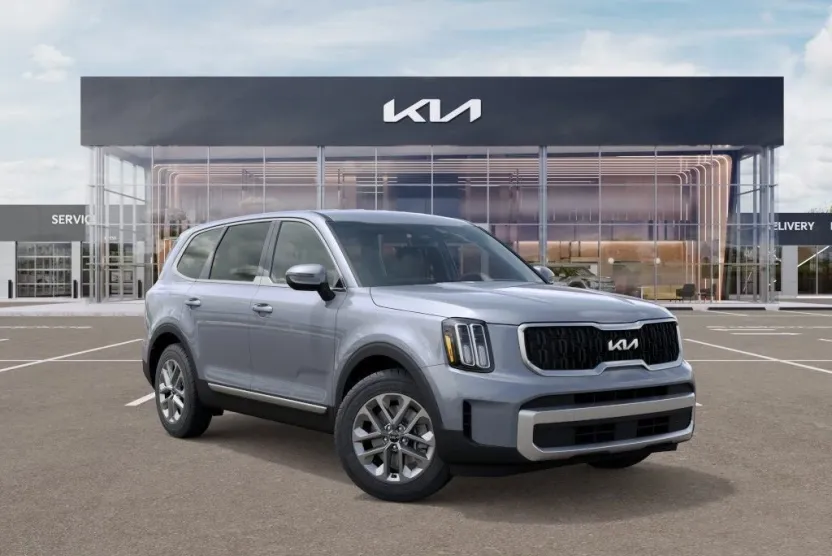 2025 Kia Telluride LX photo 1