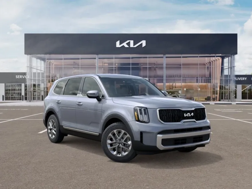 2025 Kia Telluride LX photo 1
