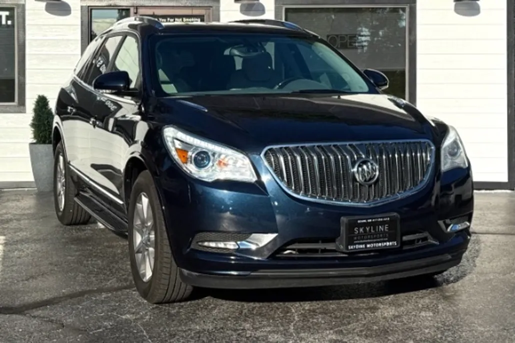2017 Buick Enclave Leather photo 1