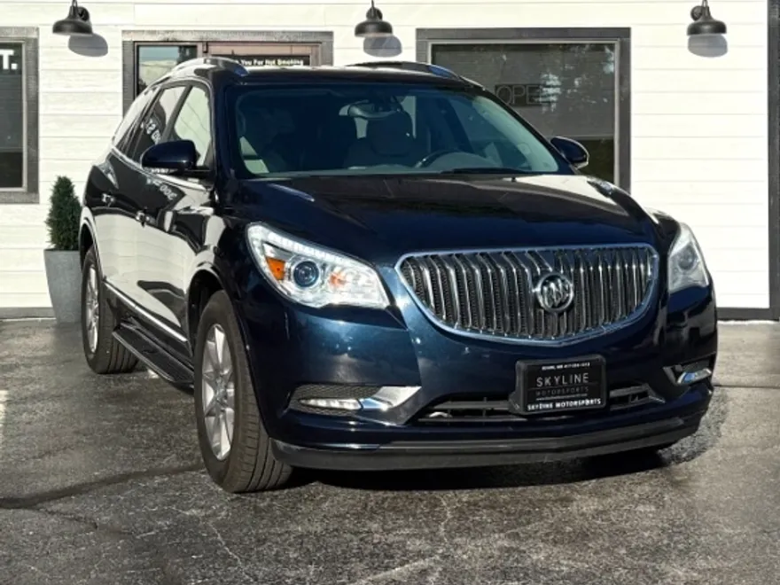 2017 Buick Enclave Leather photo 1