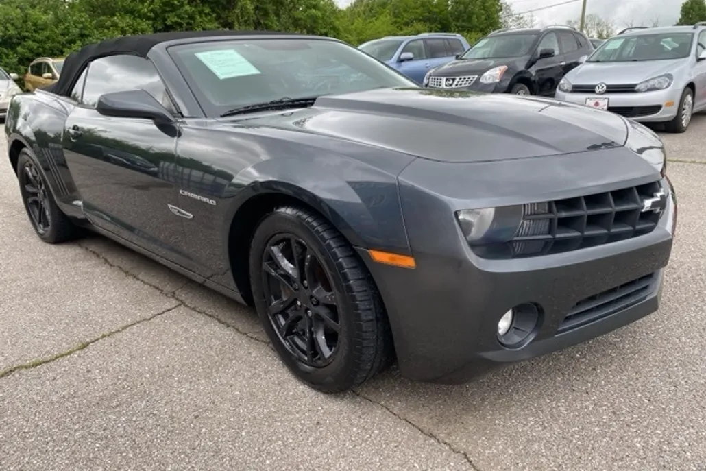 2013 Chevrolet Camaro 1LT photo 1