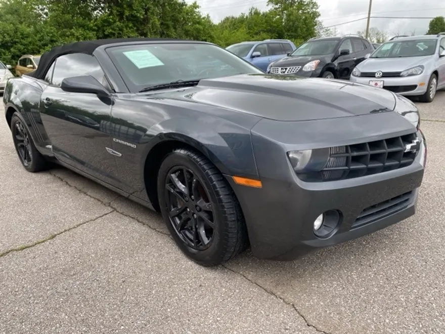 2013 Chevrolet Camaro 1LT photo 1