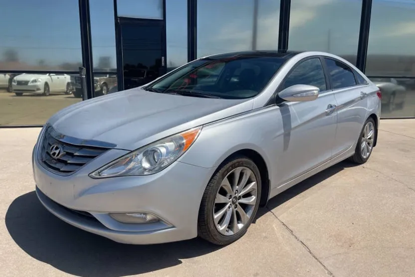 2012 Hyundai Sonata Limited 2.0T photo 1