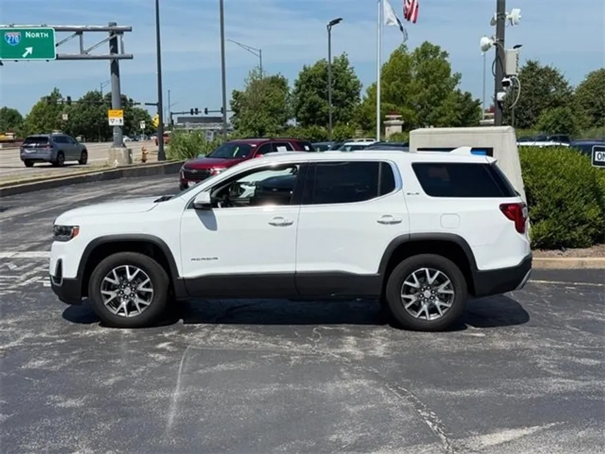 2023 Gmc Acadia SLE photo 1