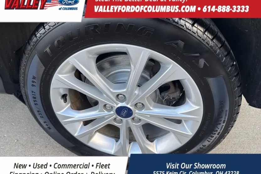 2017 Ford Escape SE photo 1