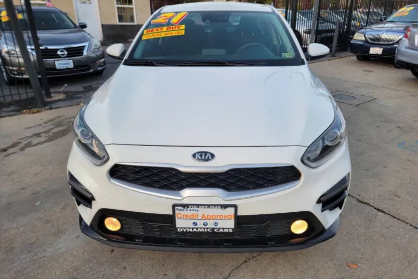 2021 Kia Forte LXS photo 1