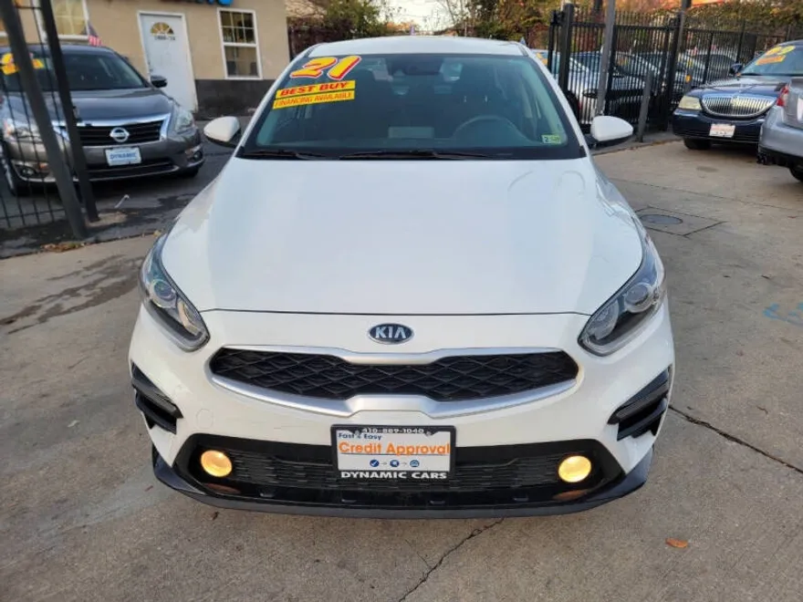 2021 Kia Forte LXS photo 1