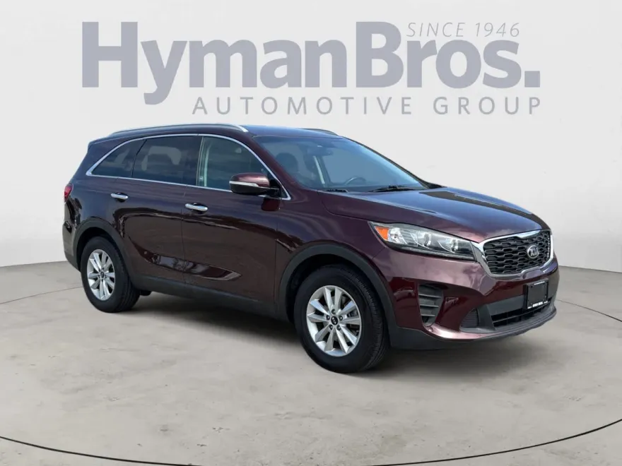 2019 Kia Sorento LX photo 1