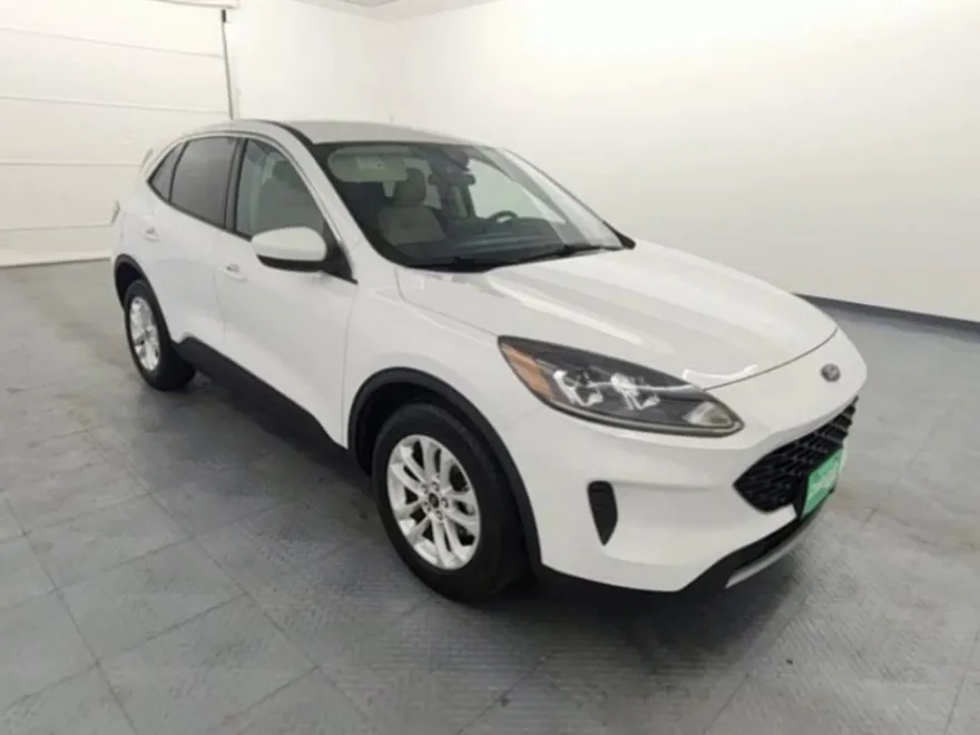 2020 Ford Escape SE photo 1