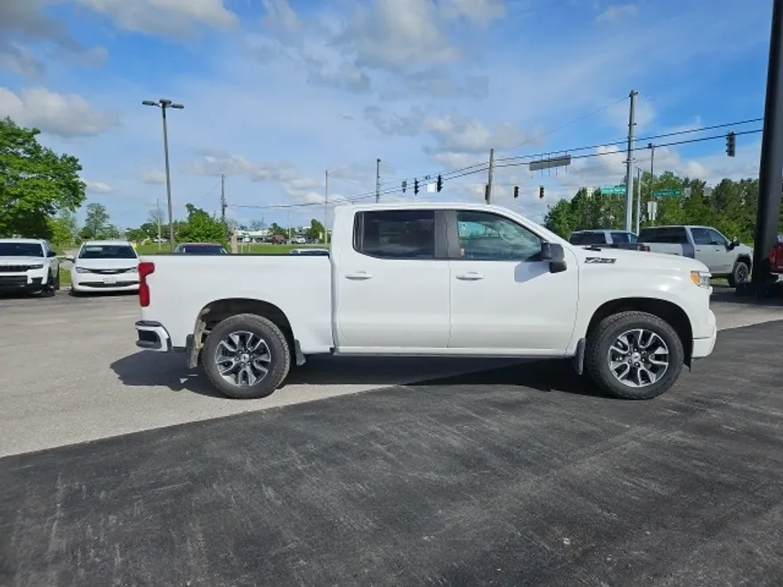 2024 Chevrolet Silverado 1500 RST photo 1