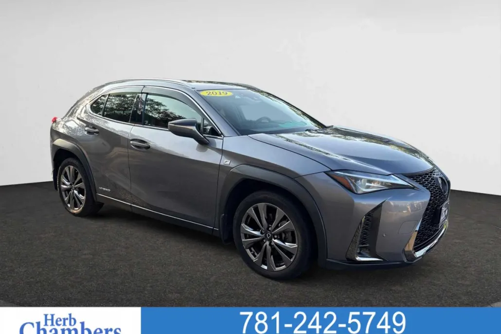 2019 Lexus UX 250h F SPORT photo 1