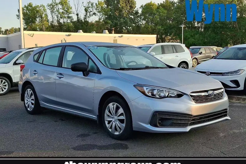 2020 Subaru Impreza 2.0i photo 1
