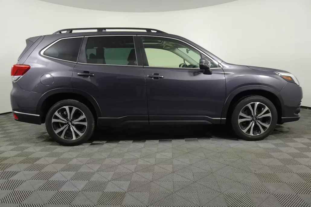 2022 Subaru Forester Limited photo 1