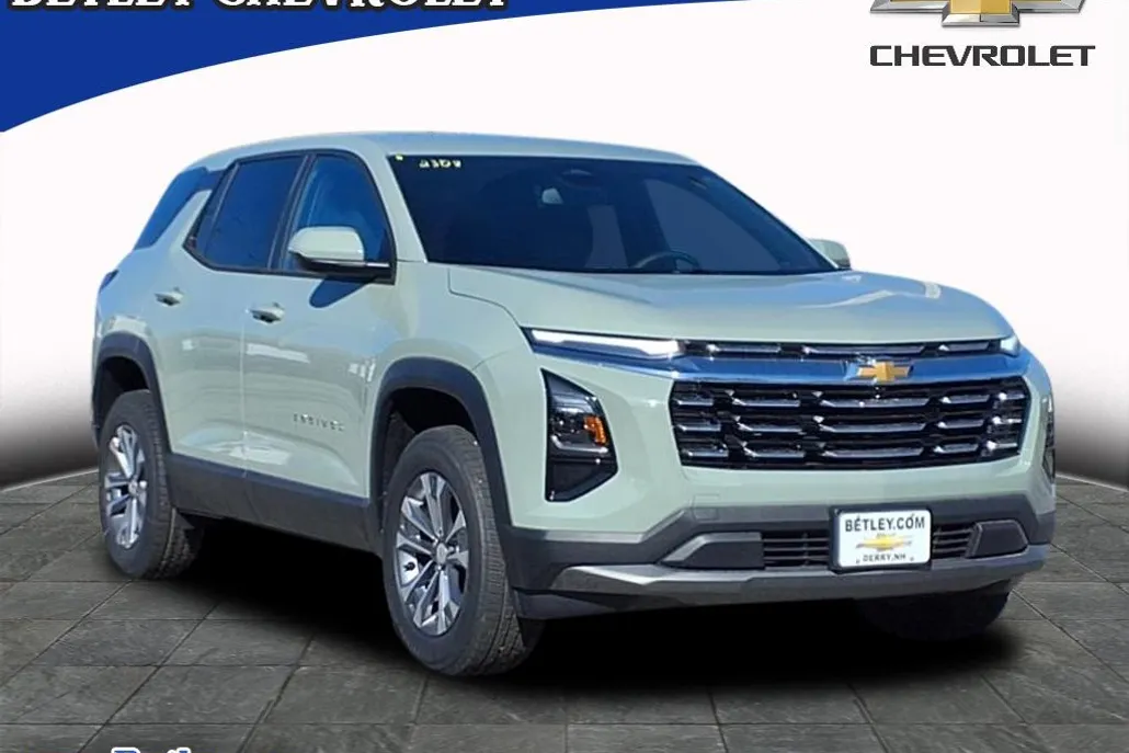 2025 Chevrolet Equinox LT photo 1