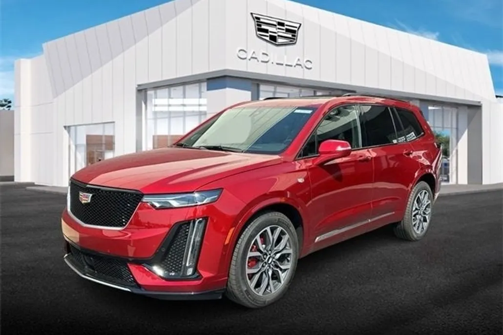 2025 Cadillac XT6 Sport photo 1