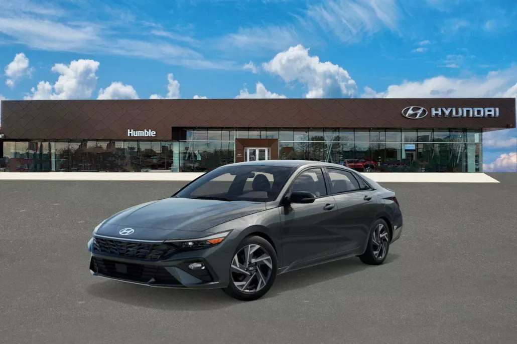 2025 Hyundai Elantra SEL Sport photo 1