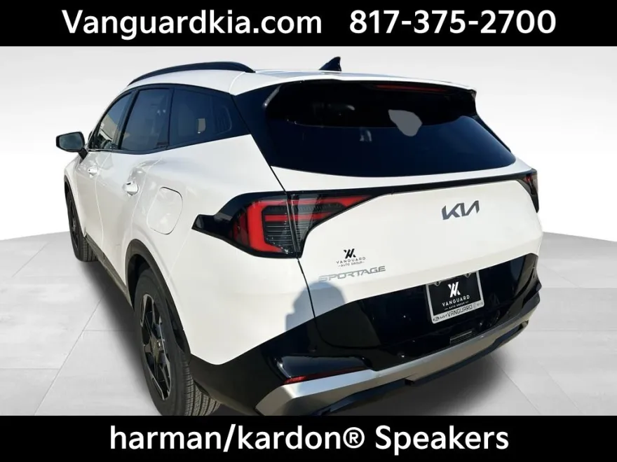 2026 Kia Sportage SX photo 1