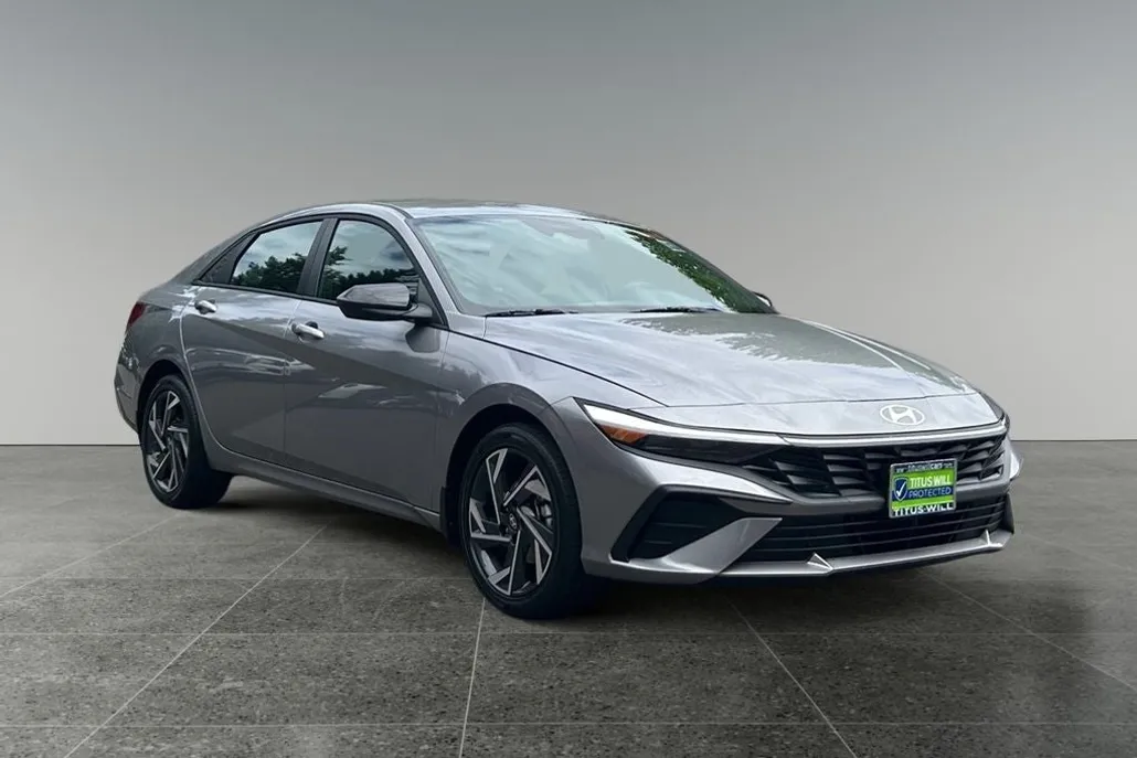 2025 Hyundai Elantra Hybrid SEL Sport photo 1