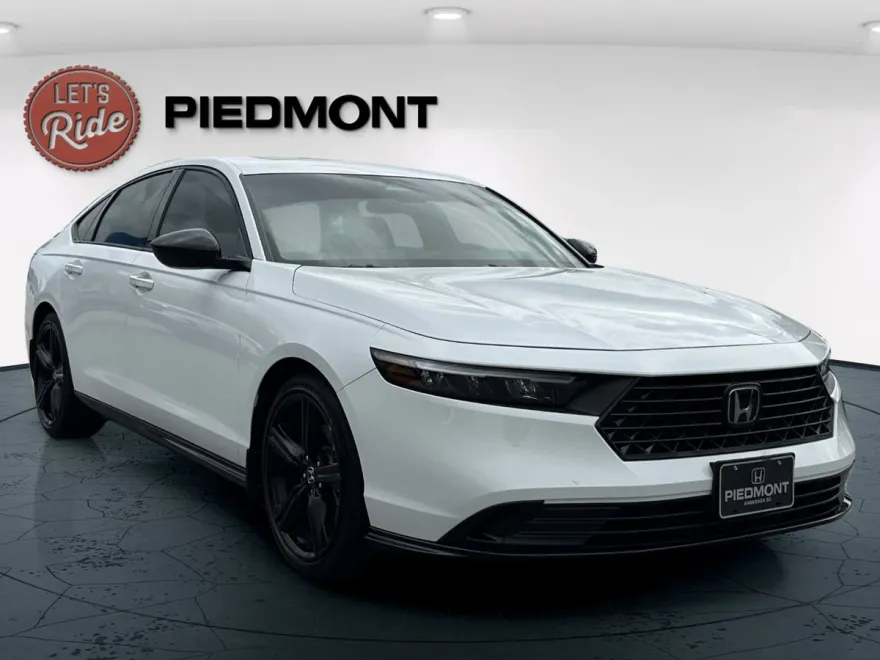 2023 Honda Accord Hybrid photo 1