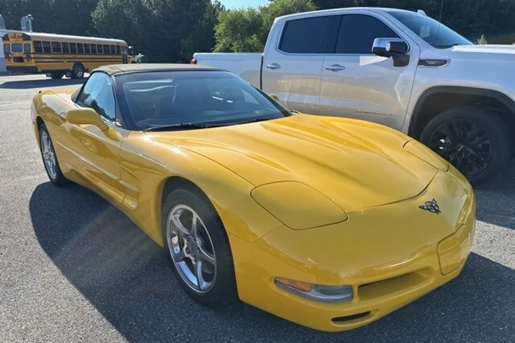 2000 Chevrolet Corvette Base Convertible photo 1