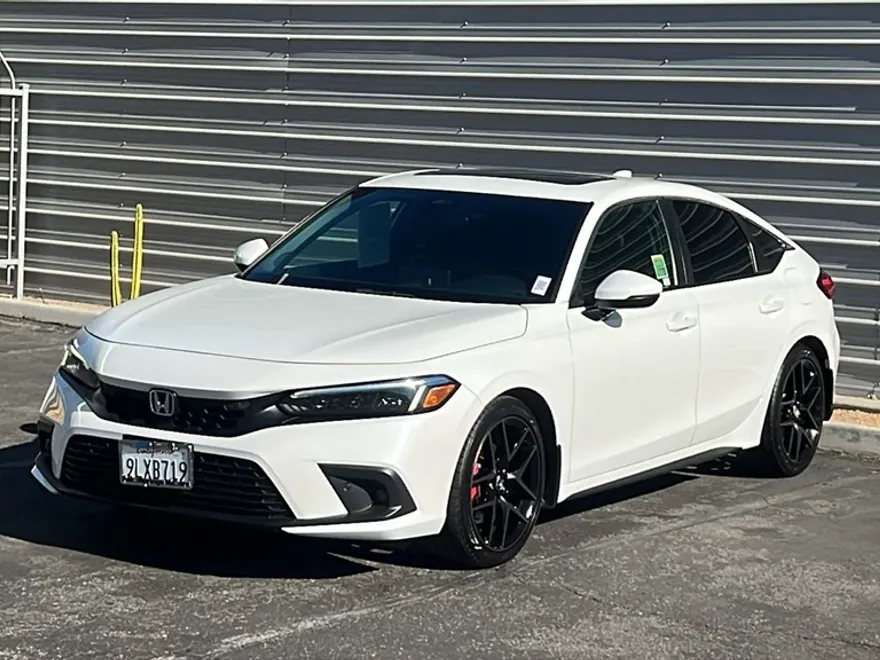 2024 Honda Civic Sport Touring photo 1