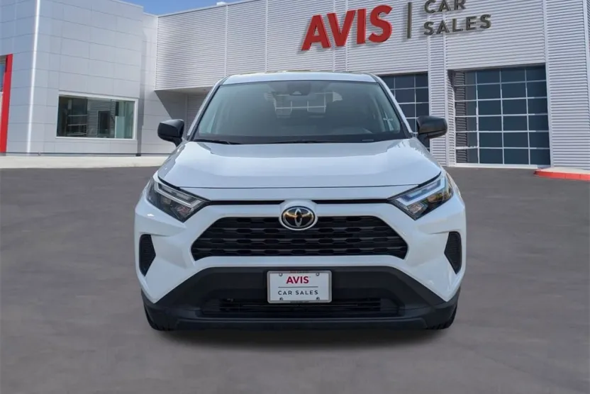 2025 Toyota RAV4 LE photo 1