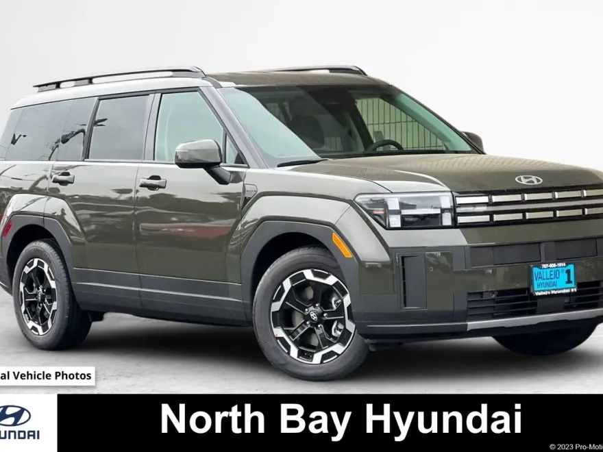 2025 Hyundai Santa Fe SEL photo 1