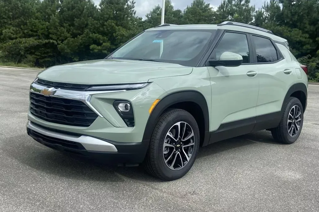 2026 Chevrolet Trailblazer LT photo 1