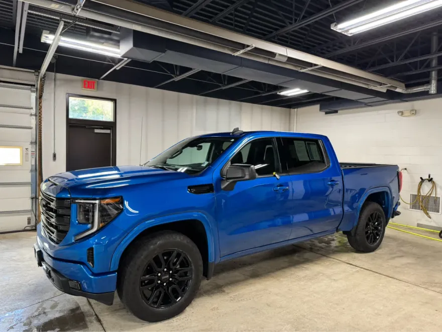 2022 Gmc Sierra 1500 Elevation photo 1
