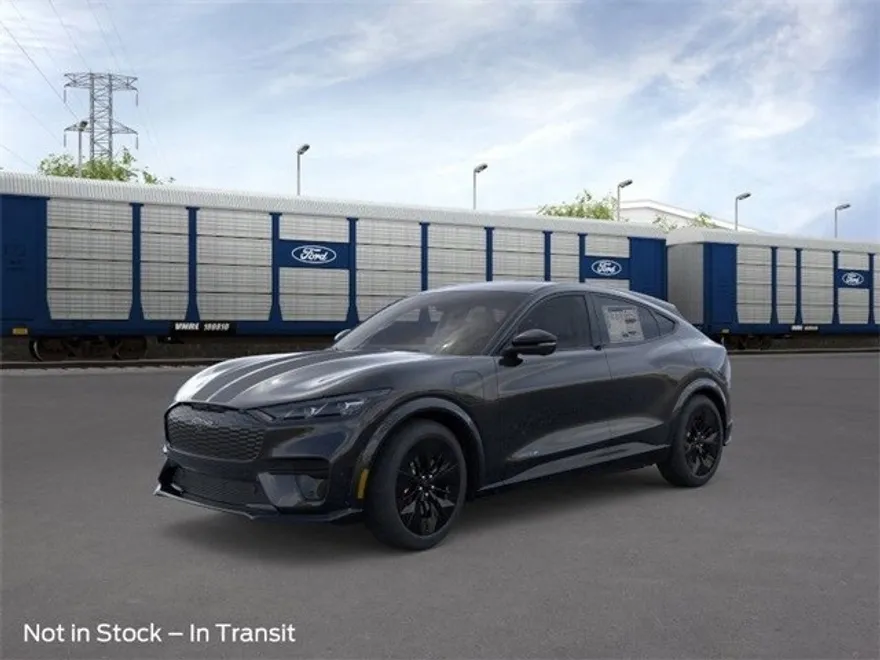 2025 Ford Mustang Mach-E GT photo 1