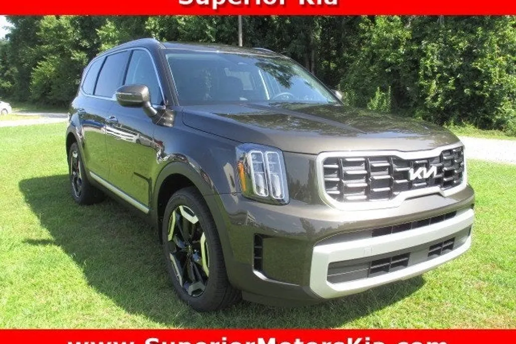 2025 Kia Telluride S photo 1
