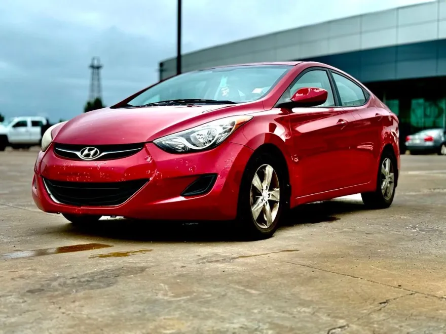 2013 Hyundai Elantra GLS photo 1