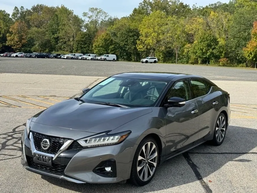2019 Nissan Maxima Platinum photo 1