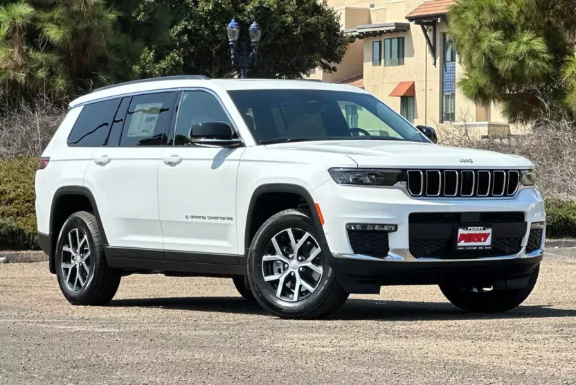 2025 Jeep Grand Cherokee Limited photo 1