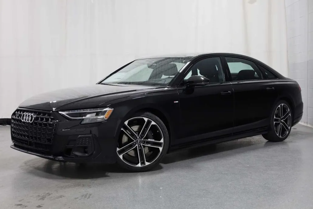 2025 Audi A8 L 55 photo 1