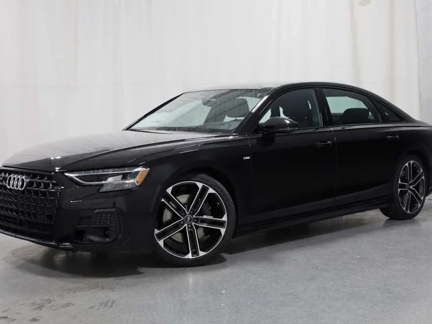 2025 Audi A8 L 55 photo 1