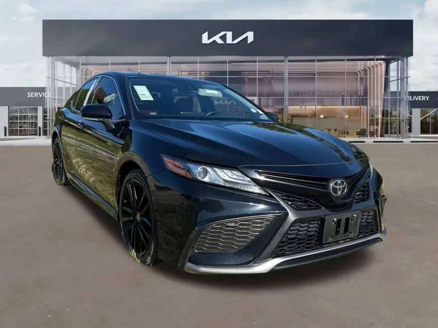 2021 Toyota Camry XSE photo 1